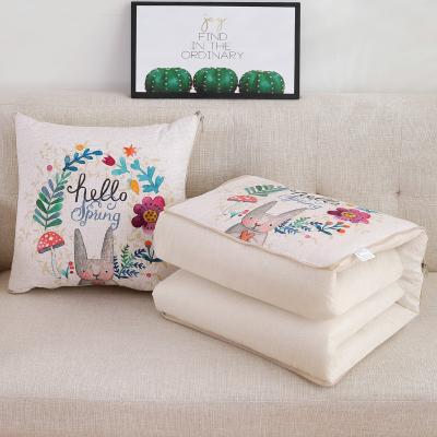 China Anti Static 2 in 1 Wholesale Portable Cotton Digital Printing Cheap Christmas Blanket and Pillow Set for sale