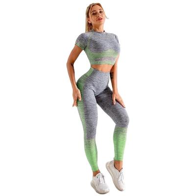 China Seamless Yoga Suit New Jersey Seamless Hip Stretch Short Sleeve Fitness Yoga Suit for sale