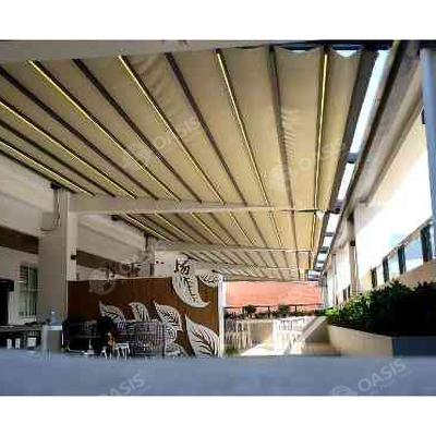 China Motorized Opening Retractable Fabric Pergola Easily Assembled For Commercial Residential for sale