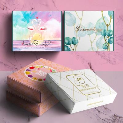 China Handmade Custom Corrugated Packaging Boxes Color Holographic Shipping Box Printing Combo Logo Clothing Packaging Box Printable for sale