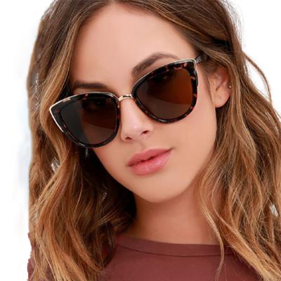 China Fashion Sunglasses 2021 2022 DCOPTICAL New Fashion Women's Stylish Personality Sunglasses Women Cateye Trendy Cat Eye Sunglasses Reading Sunglasses for sale