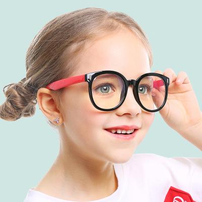 China Anti Ray Blue 2021 DCOPTICAL Blue Blocker 2022 Kids Fashionable Blue Light Glasses Silicone Around Blue Blocking Glasses for sale