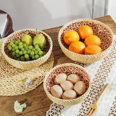 China Sustainable Christmas Bread Food Log Baskets And Trays Woven Round Bamboo Storage Basket for sale