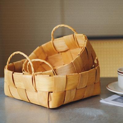 China Hand-Wood Natural Flat Woven Wooden Viable Chip Picnic Basket With Handle Sundries Storage Home Decor for sale