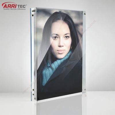 China Over The Counter Countop Wedding Acrylic Photo View Clear Acrylic Display Magnetic Photo Views Wholesale for sale