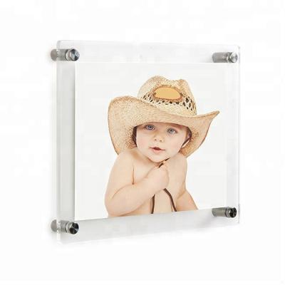 China Recycled Wall Mounted Large Picture Materials Plastic Magnetic Home Frame Custom Clear Acrylic Photo Frame for sale