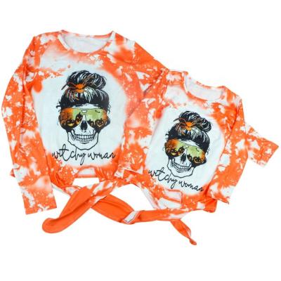 China Anti-pilling Mommy and Me Wholesale Halloween Apparel Pumpkin Printing Mommy and Me Shirts for sale