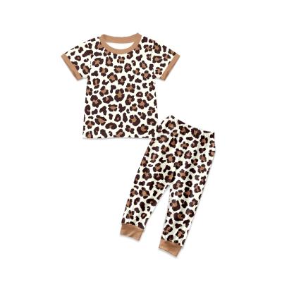 China QUICK DRY summer boutique leopard print boys and girls pajamas set short sleeve outfits for sale