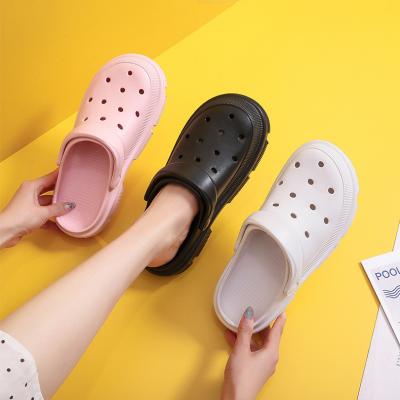 China New Design Summer Round Beach Classic EVA Women Platform Slippers Sandals Garden Mules Clogs Shoes for sale