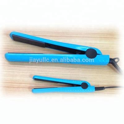 China Hairdressing 2019 New Arrivals Titanium Flat Iron Private Label Tools Wholesale Flat Irons Hair Straightener for sale