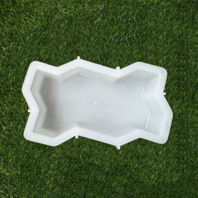 China Maple Leaf 400-500kg/Cm2 Pvc Plastic Paver Mould For Walkway for sale