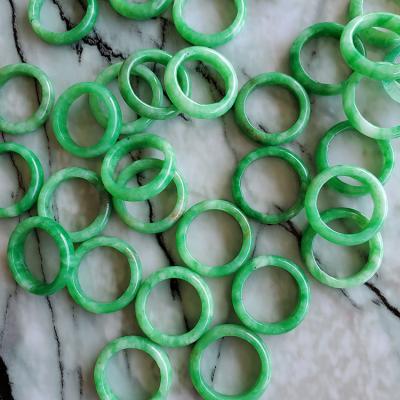 China Fashion Jade Rings Natural Stone Green Jade Ring For Women Fashion RN1037 for sale