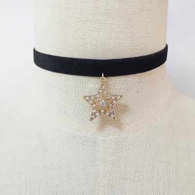 China TRENDY Hot Fashion Women's Jewelry Supply Selling Five-pointed Star Necklace Around Rhinestone Necklaces for sale