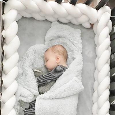 China Soft Cozy Baby Braided Crib Bedding Soft Plush Knot Baby Crib Bumper Bumper Set for sale