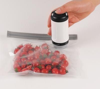 China Outdoor Handheld Cordless Food Vacuum Sealer Machine | with 3 containers and 10 zipper vacuum bags for sale