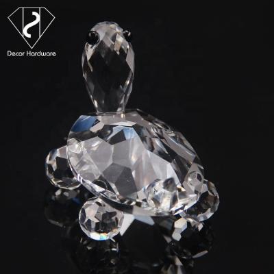 China New Arrival Europe Turtle Sculpture Animal Crystal Figurine With Stand for sale