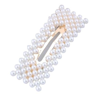 China Wholesale New Simple And Elegant Style Hair Clip Alloy Material With Fashionable Pearl Hair Clip for sale