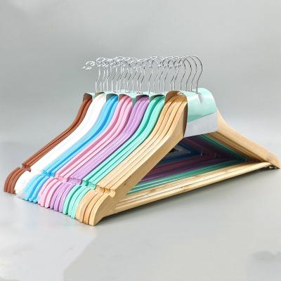 China Minimalist flat style wooden cloth hangers for sale