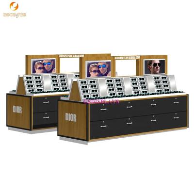 China Modern luxury retail wooden MDF+Tempered glass+led+metal glasses shop display furniture for retail wooden sunglasses store display table counter for sale