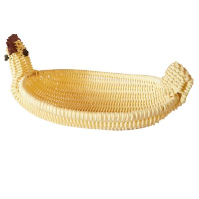 China Sustainable High-ranking PP Rattan Basket OEM Products Wholesales Chicken Shape Animal Fruit Basket Manufacturer for sale