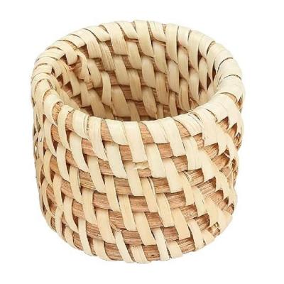 China Tender Viable in Gifts and Crafts Woven Rattan Napkin Holder Handwork Classic Handmade Napkin Decorating Ring for Party Decoration for sale