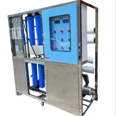 Chine Appareil de filtration automatique de l'eau désalée Production d'eau 0,8 tonnes/heure à vendre