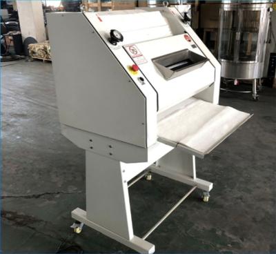 China Precieze beheersing van baktemperatuur Intelligente temperatuurregeling Baguette vormmachine Te koop