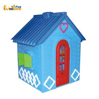 China Easily Assembled Outdoor Toys Kindergarten Entertainment Castle Plastic Playhouse for sale