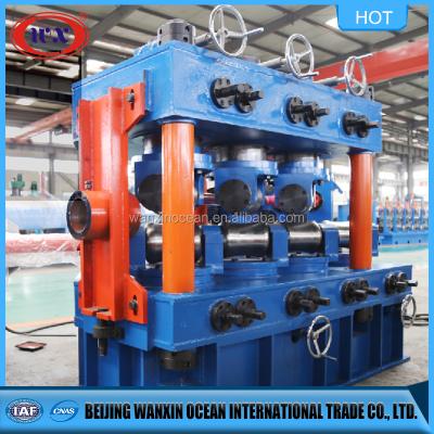 China MS steel seam pipe straightening machine in pipe mill en venta