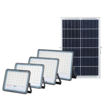 China Warm White Aluminum Ip66 60w 100w 200w 300w SMD Garden Waterproof Outdoor Solar Led Flood Light for sale