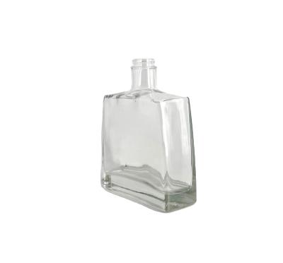 China Newest Bulk Beverage Liquor Bottles Glass Empty Liquor Bottles 700ml for sale