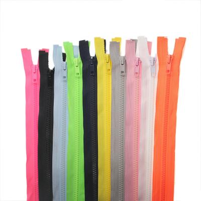 China Auto Lock 2020 Fashion No. 5 Plastic Zippers For Clothes Pocket for sale