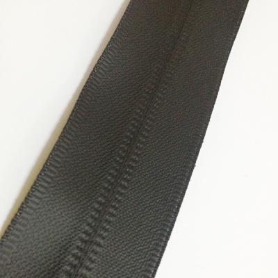 China Fashion Water Proof Zipper Strip Waterproof Long Zipper Chain For Sale for sale