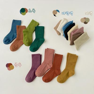 China Autumn Korean New Fashion Retro Solid Color Antibacterial Children Socks Breathable Soft Cotton Fancy Kids Socks for sale