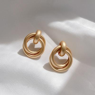 China FASHIONABLE hot shape new fashionable big circle exaggerated temperament high-end silver needle stud earrings for sale