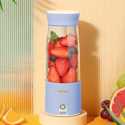 China Customized Mini Portable Juicer Blender Rechargeable Logo Mug Travel USB Blender Machine Acceptable Wireless Orange Juicer for sale