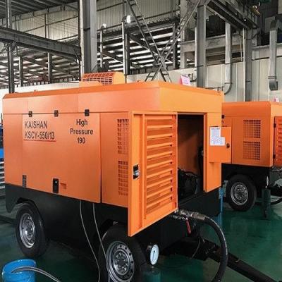 China Hot Sale 194kw 17 m3/min 580CFM 17 Movable Diesel Engine Driven High Pressure Lubricated Helm Screw Air Compressor for sale