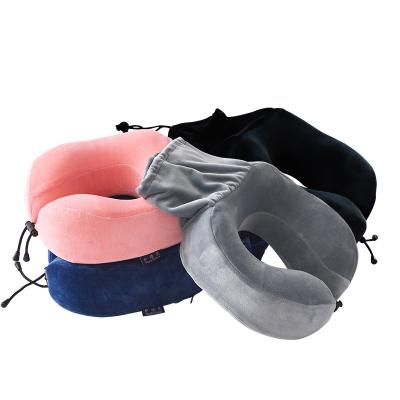 China Magnetic Foldable Pillow With Storage Bag Outdoor Custom Memory Foam Travel Neck U-Shape Pillow for sale