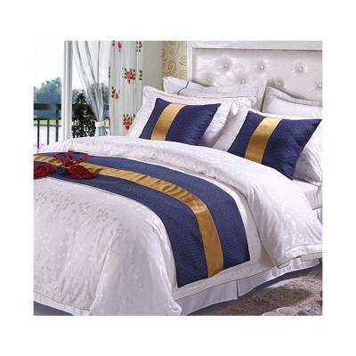 China Nondisposable Hot Sale Modern Luxury Quilted Jacquard Bedding Designer Hotel Cotton Sheet Comfort Set for sale