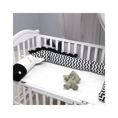 China Animal Bedding Crib Bedding Cotton Hutch Cushion Zebra Design Safe Comfortable Toddler Decoration Animal Crib Bumper for sale