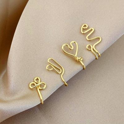 China Fashionable Eico Face Nose Ring Cuffs Gold Snake Clip on Nose Rings Bull Shaped Faux Nose Rings 2021 New Arrival for sale