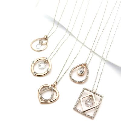 China Custom Statement TRENDY Crystal Necklace from Eico Crystal Gemstone Necklace Rose Gold for sale