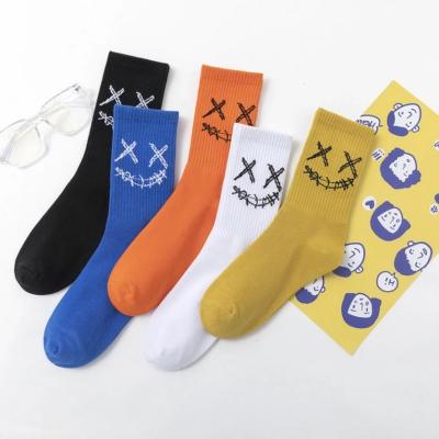 China 3 Pairs/Box Breathable Face Embroidery Trend Funny Hip Hop Cotton Socks Clown Socks Men Fashion Sports Socks for sale