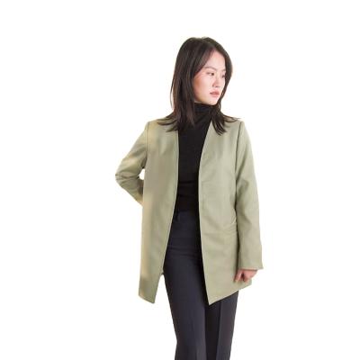 China New Arrival Ladies Merimo Wool Breathable Regular Fit EVERGLOW 22AW Straight Silhouette No Lapel Soft Epaulets Welt Side Pockets for sale