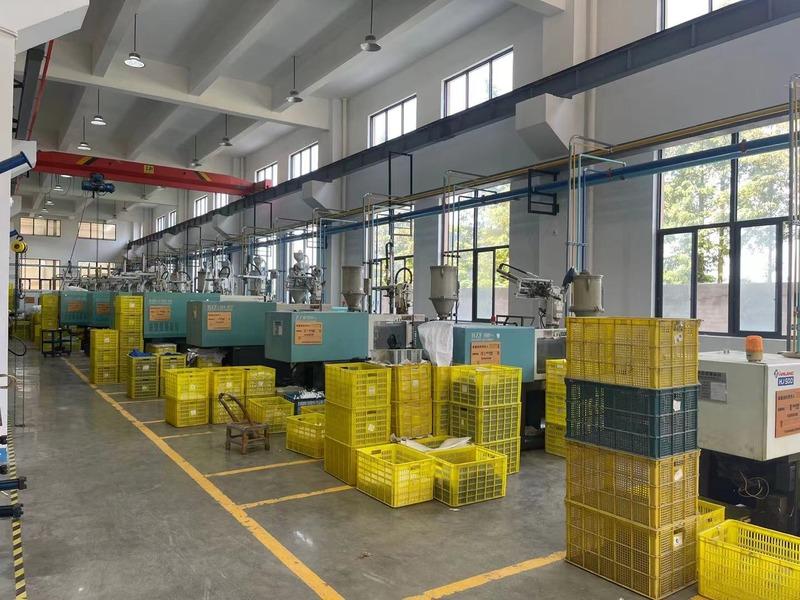 Verified China supplier - Yuyao Gaobao Plastic Factory