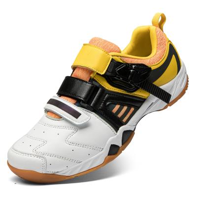 China Trend \ slip \ lightweight non-slip ping pong badminton shoes men's and women's new style shoes men's and women's sports tennis sneakers for sale