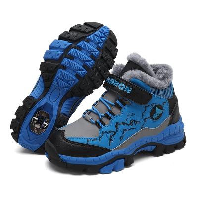 China Winter Anti-slippery plus non-slip hair thickening steel claws to keep the 2021 warm outdoor children's hiking shoes for sale