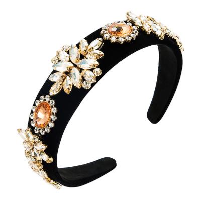 China New Velvet Hair Accessory 2022 Vintage Cloth Finial Black Baroque Retro Hair Circle Female Flower Bling Headband for sale