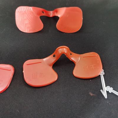 China Lightweight Red Round Poultry Glasses Anti Pecking Eye Mask For Adult Chickens for sale