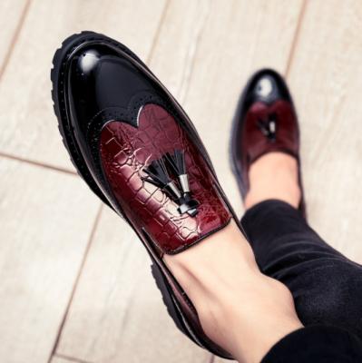 China New Fashion Breathable Mens Stylish Tassels Office Slip On Leather Shoes for sale